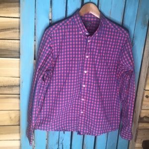 UNTUCKit Large cotton button up pink blue